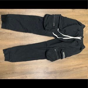 Men’s cargo joggers